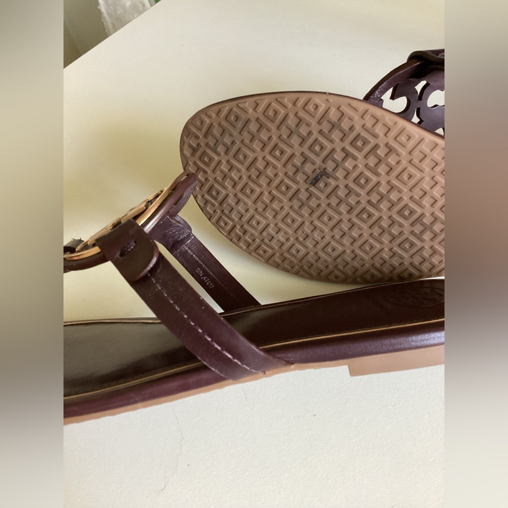 Tory Burch Metal Sandal - Picture 9 of 10